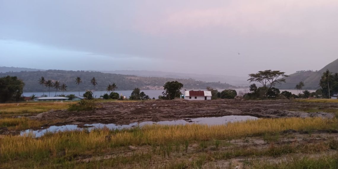 Sempadan Danau dan Politik Tata Ruang Danau Toba